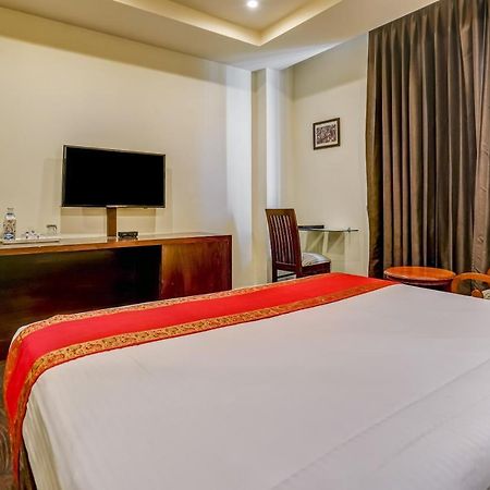 Townhouse 552Hotel Royal Court ชลันธระ ภายนอก รูปภาพ