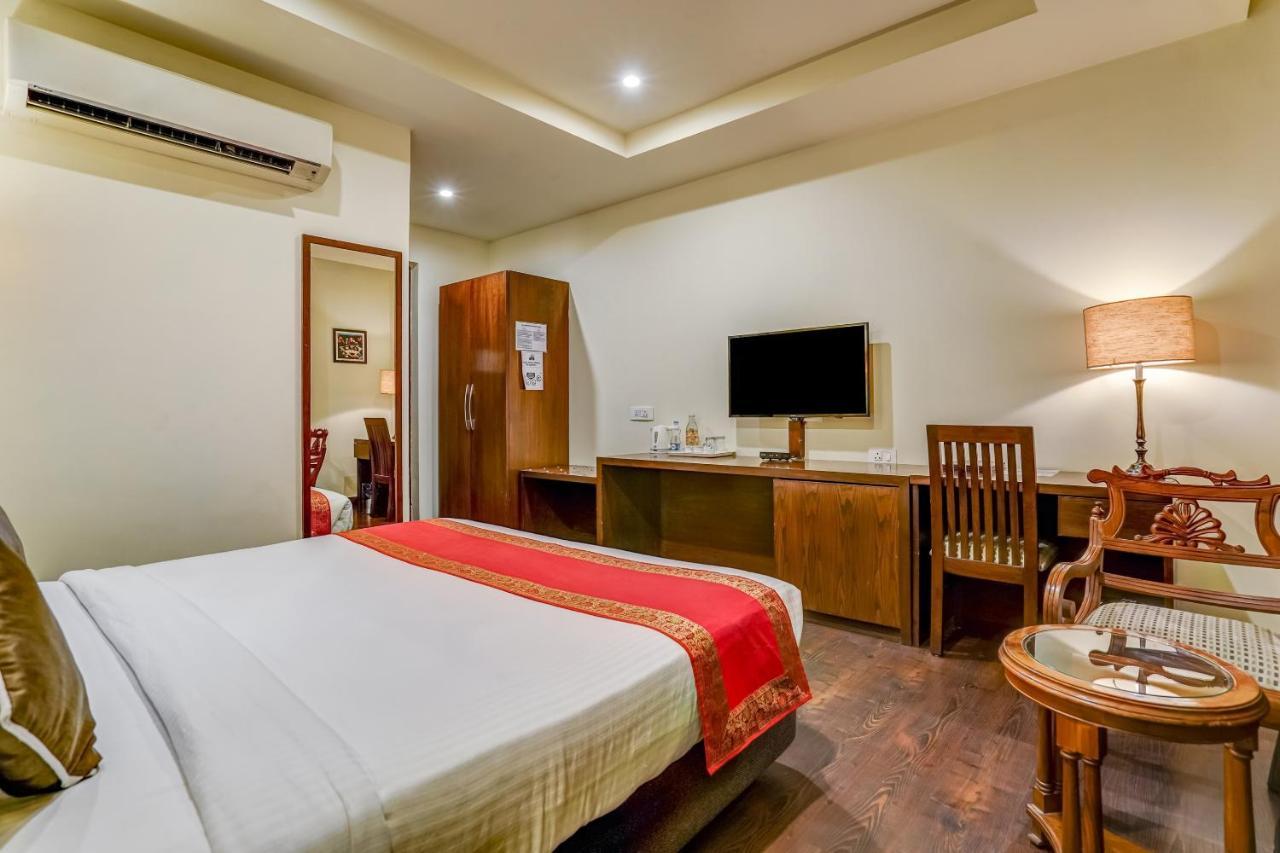 Townhouse 552Hotel Royal Court ชลันธระ ภายนอก รูปภาพ
